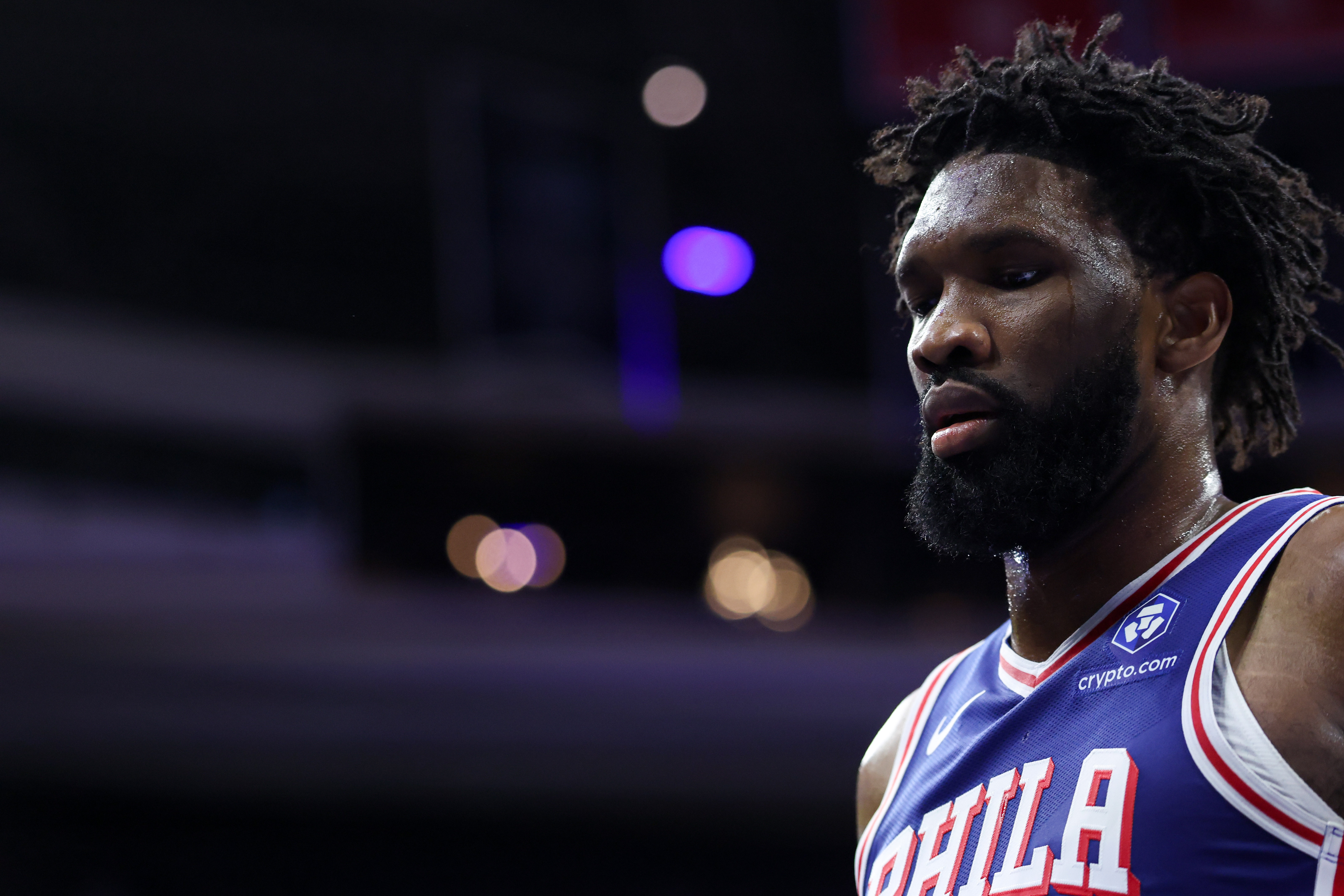 开云APP下载-中锋30+三双场次：恩比德生涯第六次 超奥拉朱旺&amp;升至第四