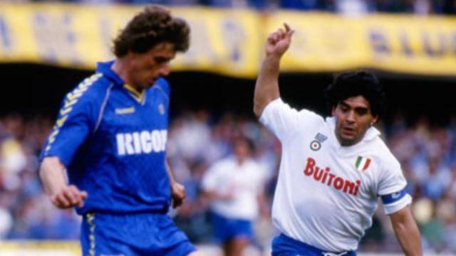 domenico-volpati-links-gegen-diego-maradona-der-zahnarzt-gewann-mit-hellas-verona-den-scudetto-in-der-saison-198485.jpg